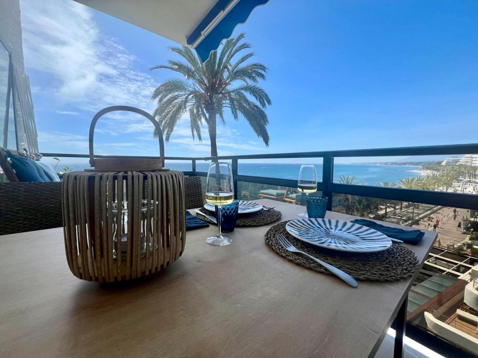 Marbella Beachfront Apartment Extérieur photo